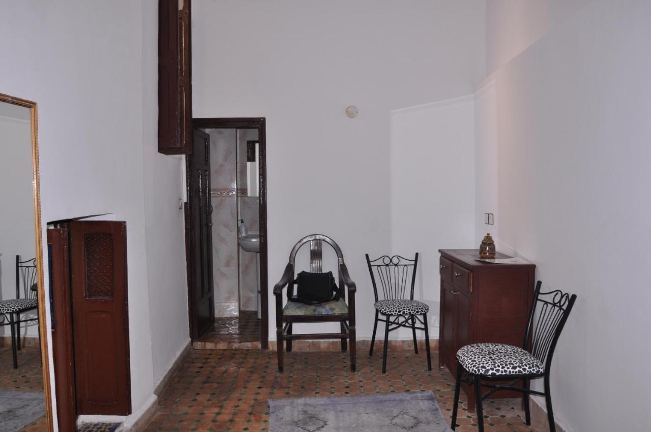 Maison D'Hotes Zohor Fez Quarto foto